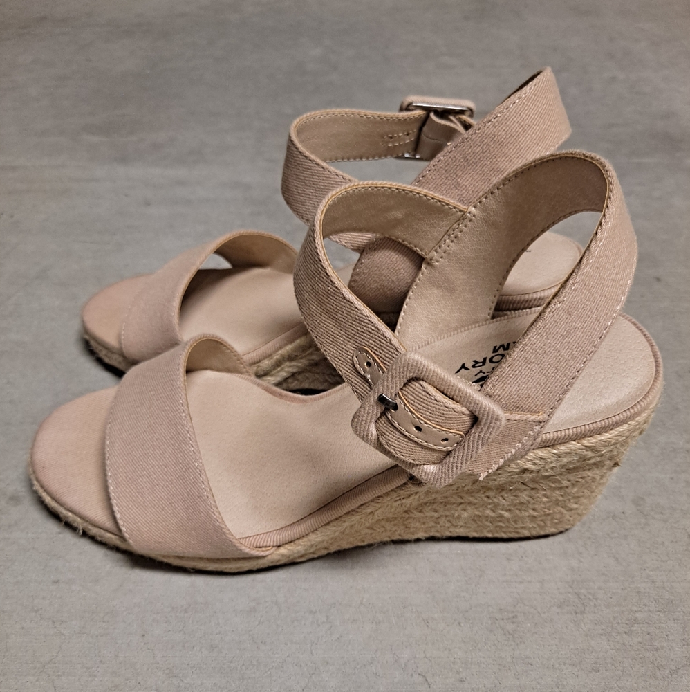 Espadrille wedge nude sandals